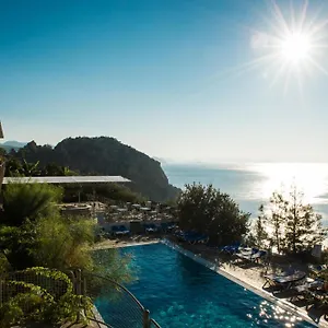 Loryma Resort