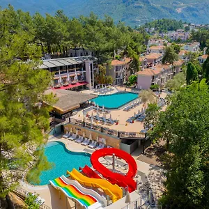 Hotel Pine Valley