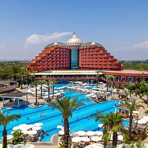 Rezort Delphin Palace Antalya