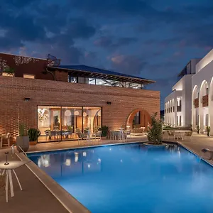Mercure Conacul Cozieni 4* Pasarea